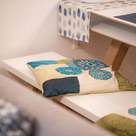 Urban Comfort Apt Near Downtown アテネ エクステリア 写真