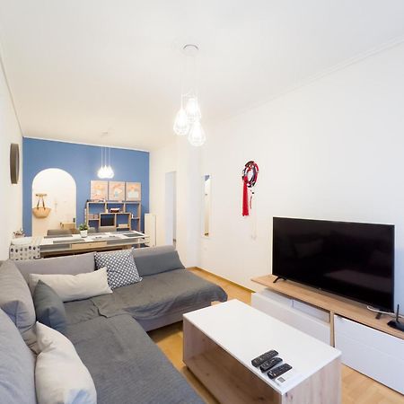 Urban Comfort Apt Near Downtown アテネ エクステリア 写真