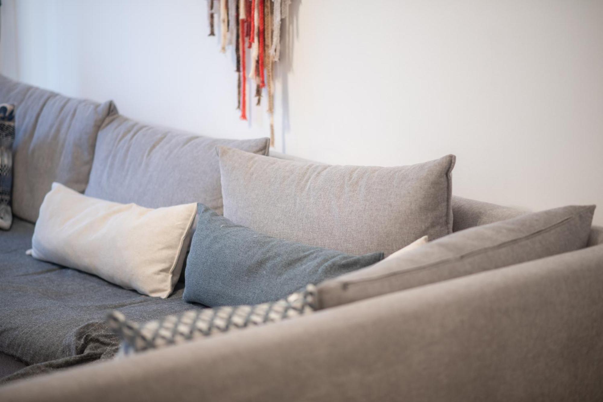 Urban Comfort Apt Near Downtown アテネ エクステリア 写真