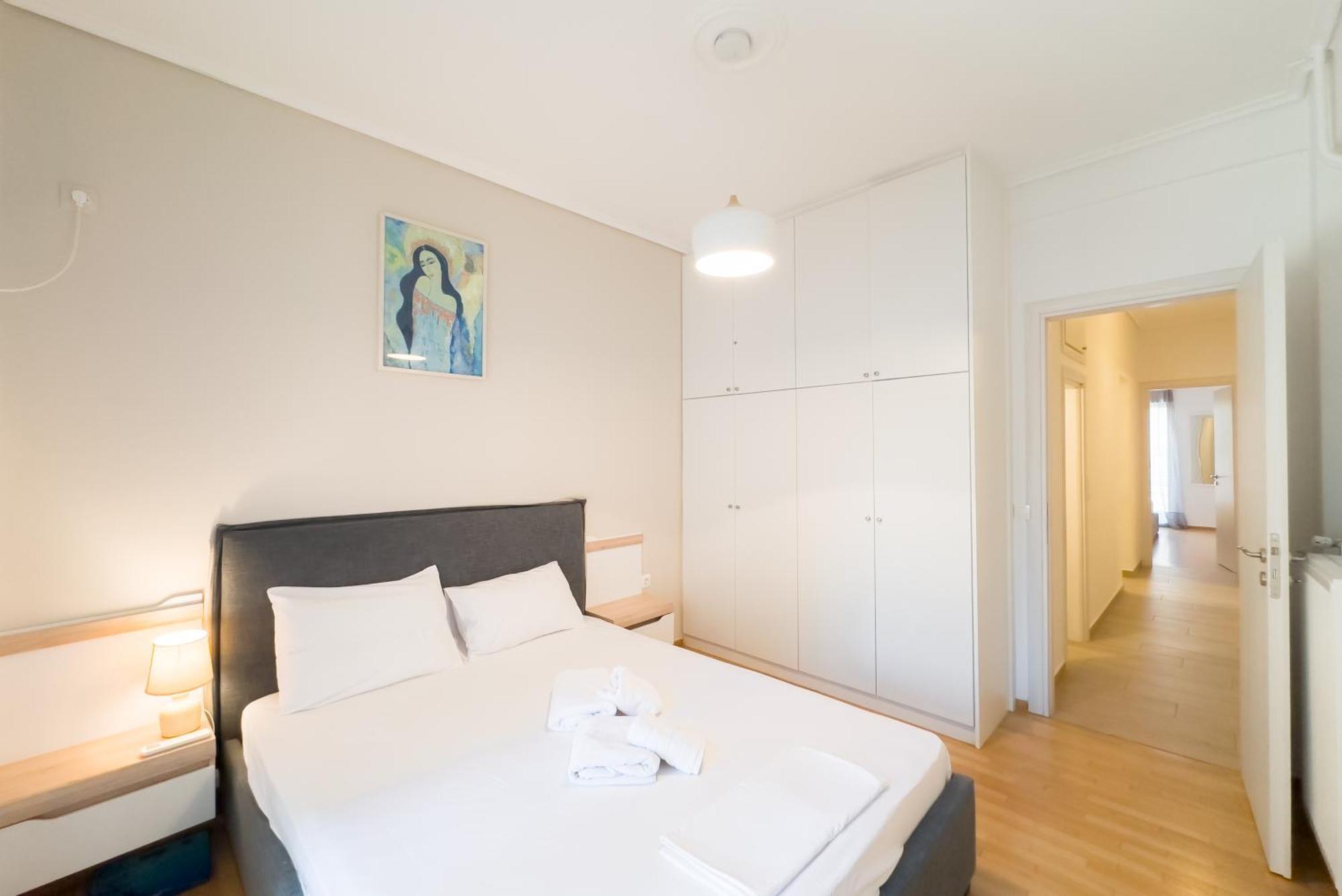 Urban Comfort Apt Near Downtown アテネ エクステリア 写真